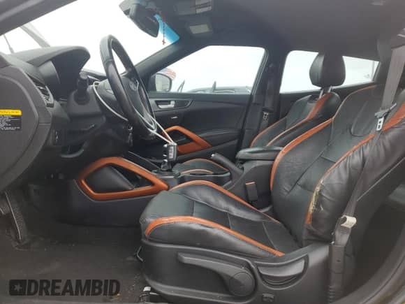 2016 Hyundai Veloster Turbo z VIN KMHTC6AE8GU274868, wystawiony jako Copart lot #89725565 z przebiegiem 111 013 mil mil oraz Szkoda całkowita • Salvage title. Historia ofert i sprzedaży dostępna na DreamBid. Obrazek 7.