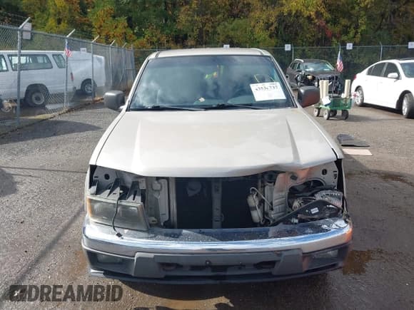 ✅ 2004 GMC Canyon 1SB SLE Z85 • VIN: 1GTDT136348137245 • Lot: 43536737. Listed on IAAI with 215,330 mi. Free auction sales archive from the USA and detailed vehicle history report at DreamBid. Image 12.