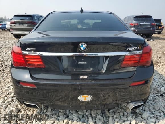✅ 2015 BMW 7 Series 750i xDrive • VIN: WBAYB6C56FD225478 • Lot: 67035785. Listed on Copart with 130,037 mi. Free auction sales archive from the USA and detailed vehicle history report at DreamBid. Image 6.