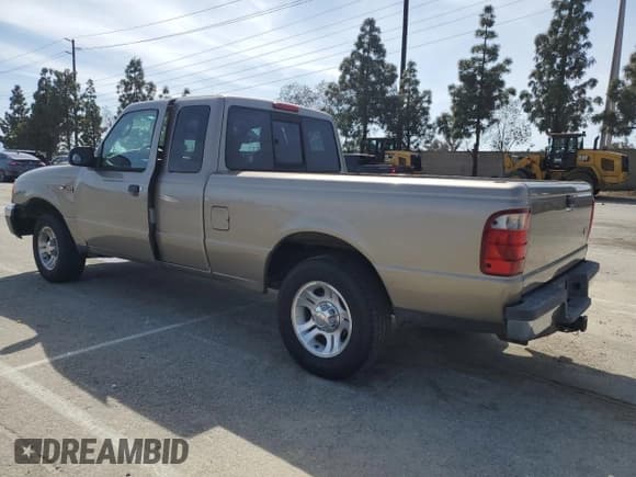 ✅ 2005 Ford Ranger XLT • VIN: 1FTYR44EX5PA06943 • Lot: 50026955. Wystawiony na Copart z przebiegiem 130 142 mil. Bezpłatny archiwum sprzedaży aukcyjnych z USA i szczegółowy raport historii pojazdu na DreamBid. Zdjęcie 2.