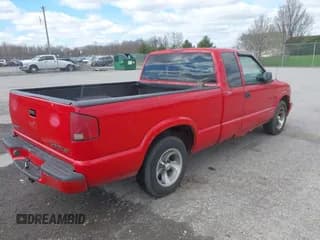 ✅ 2000 Chevrolet S-10 LS • VIN: 1GCCS19W3Y8111269 • Лот: 42087682. Опубликован ранее на IAAI с пробегом 176 712 миль. Бесплатный доступ к архиву аукционных продаж из США и подробный отчёт об истории автомобиля на DreamBid. Изображение 4.