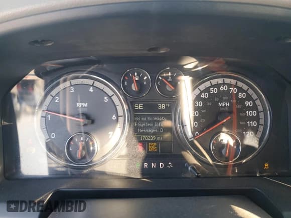 ✅ 2009 Dodge 1500 SLT • VIN: 1D3HB18T09S750864 • Lot: 89071425. Wystawiony na Copart z przebiegiem 170 239 mil. Bezpłatny archiwum sprzedaży aukcyjnych z USA i szczegółowy raport historii pojazdu na DreamBid. Zdjęcie 9.