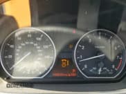 ✅ 2009 BMW 1 Series 135i • VIN: WBAUN93599VK40210 • Лот: 54166905. Опубликован ранее на Copart с пробегом 148 899 миль. Бесплатный доступ к архиву аукционных продаж из США и подробный отчёт об истории автомобиля на DreamBid. Изображение 9.