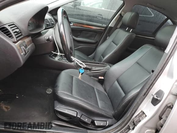 ✅ 2002 BMW 3 Series 325xi • VIN: WBAEU33452PF67969 • Lot: 48730565. Wystawiony na Copart z przebiegiem 91 309 mil. Bezpłatny archiwum sprzedaży aukcyjnych z USA i szczegółowy raport historii pojazdu na DreamBid. Zdjęcie 7.