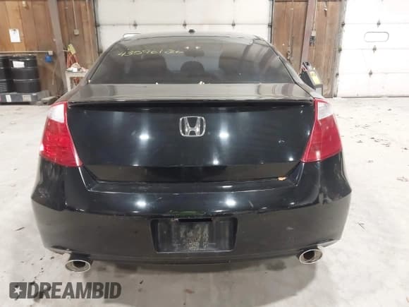 ✅ 2011 Honda Accord EX-L • VIN: 1HGCS2B81BA007057 • Лот: 43596126. Опубликован ранее на IAAI с пробегом 191 345 миль. Бесплатный доступ к архиву аукционных продаж из США и подробный отчёт об истории автомобиля на DreamBid. Изображение 16.