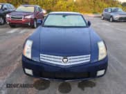 ✅ 2004 Cadillac XLR • VIN: 1G6YV34A945601993 • Lot: 75136134. Wystawiony na Copart z przebiegiem Nie podano. Bezpłatny archiwum sprzedaży aukcyjnych z USA i szczegółowy raport historii pojazdu na DreamBid. Zdjęcie 5.