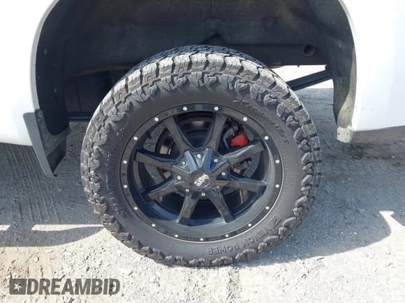 ✅ 2019 Chevrolet Silverado 1500 RST • VIN: 3GCUYEED2KG145848 • Лот: 43213065. Опубликован ранее на IAAI с пробегом 140 923 миль. Бесплатный доступ к архиву аукционных продаж из США и подробный отчёт об истории автомобиля на DreamBid. Изображение 19.