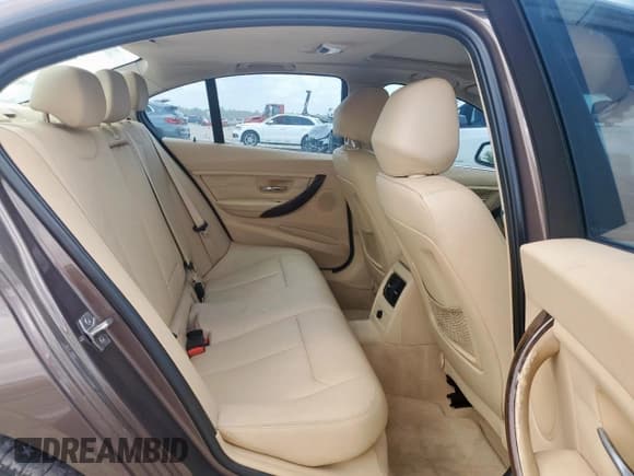 ✅ 2013 BMW 3 Series 328i • VIN: WBA3A5C58DF353844 • Lot: 61845725. Listed on Copart with 140,830 mi. Free auction sales archive from the USA and detailed vehicle history report at DreamBid. Image 10.