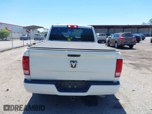 2018 Ram 1500 Tradesman with VIN 1C6RR6FG6JS341159, listed as a IAAI auction lot 42046090 with 108,083 mi miles and . Bid and sale history available at DreamBid. Image 16.