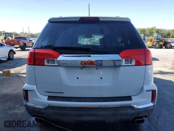 ✅ 2016 GMC Terrain SLE • VIN: 2GKFLNE37G6175465 • Lot: 86625685. Wystawiony na Copart z przebiegiem 105 651 mil. Bezpłatny archiwum sprzedaży aukcyjnych z USA i szczegółowy raport historii pojazdu na DreamBid. Zdjęcie 6.