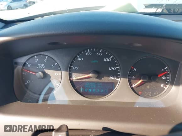 2009 Chevrolet Impala LS z VIN 2G1WB57KX91284546, wystawiony jako IAAI lot #43020374 z przebiegiem 161 178 mil mil oraz . Historia ofert i sprzedaży dostępna na DreamBid. Obrazek 7.