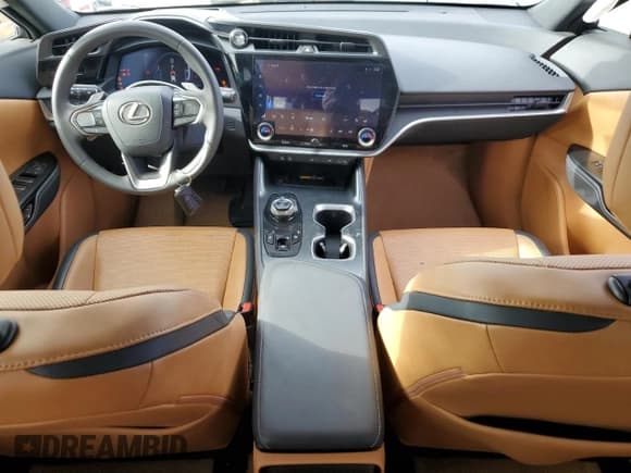 ✅ 2023 Lexus RZ 450e Premium • VIN: JTJAAAAB4PA020616 • Лот: 82579235. Опубликован ранее на Copart с пробегом 15 333 миль. Бесплатный доступ к архиву аукционных продаж из США и подробный отчёт об истории автомобиля на DreamBid. Изображение 8.