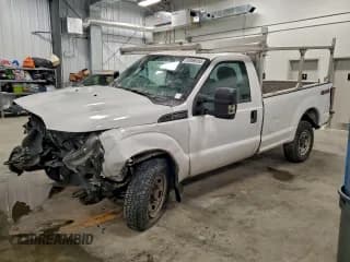 ✅ 2016 Ford F-250 XLT • VIN: 1FTBF2B68GEC19581 • Lot: 93056165. Listed on Copart with 174,193 mi. Free auction sales archive from the USA and detailed vehicle history report at DreamBid. Image 1.