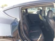 ✅ 2024 Tesla Model Y Performance • VIN: 7SAYGDEF2RF069471 • Lot: 43853119. Wystawiony na IAAI z przebiegiem 18 014 mil. Bezpłatny archiwum sprzedaży aukcyjnych z USA i szczegółowy raport historii pojazdu na DreamBid. Zdjęcie 8.