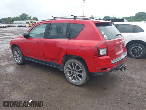 ✅ 2017 Jeep Compass Sport • VIN: 1C4NJCBA8HD166880 • Лот: 42593173. Опубликован ранее на IAAI с пробегом 110 397 миль. Бесплатный доступ к архиву аукционных продаж из США и подробный отчёт об истории автомобиля на DreamBid. Изображение 3.