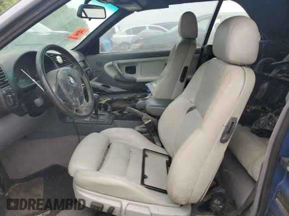 ✅ 1999 BMW 3 Series M3 • VIN: WBSBK0332XEC39969 • Lot: 54508045. Wystawiony na Copart z przebiegiem Nie podano. Bezpłatny archiwum sprzedaży aukcyjnych z USA i szczegółowy raport historii pojazdu na DreamBid. Zdjęcie 7.