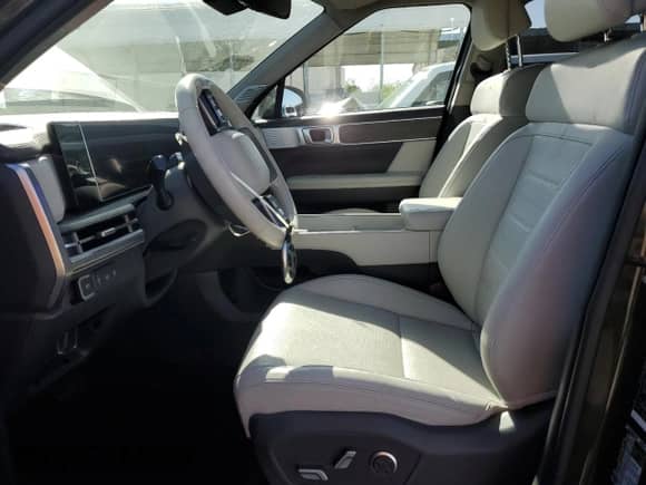 2024 Hyundai Santa Fe Limited с VIN 5NMP3DG19RH016657, выставлен на аукционе Copart как лот 51864115 с пробегом 9 103 миль миль и Списание • Salvage title. История ставок и продаж доступна на DreamBid. Изображение 7.