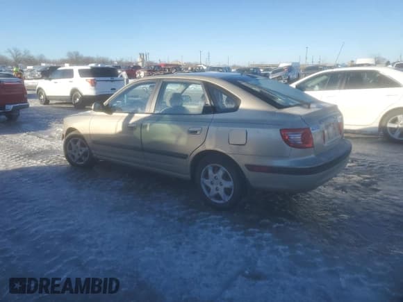 ✅ 2006 Hyundai Elantra GLS • VIN: KMHDN56D46U183958 • Lot: 88698985. Wystawiony na Copart z przebiegiem 154 359 mil. Bezpłatny archiwum sprzedaży aukcyjnych z USA i szczegółowy raport historii pojazdu na DreamBid. Zdjęcie 2.