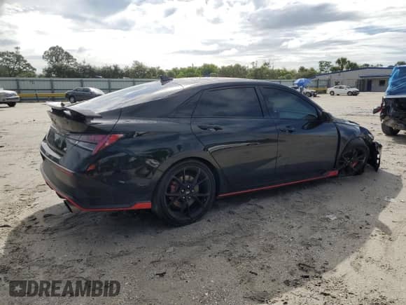 ✅ 2025 Hyundai Elantra • VIN: KMHLW4DK5SU032965 • Lot: 81877085. Listed on Copart with 4,497 mi. Free auction sales archive from the USA and detailed vehicle history report at DreamBid. Image 3.