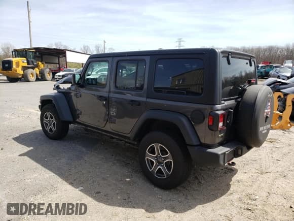 ✅ 2022 Jeep Wrangler Unlimited Willys Sport • VIN: 1C4HJXDM8NW276565 • Lot: 49680384. Wystawiony na Copart z przebiegiem Nie podano. Bezpłatny archiwum sprzedaży aukcyjnych z USA i szczegółowy raport historii pojazdu na DreamBid. Zdjęcie 2.