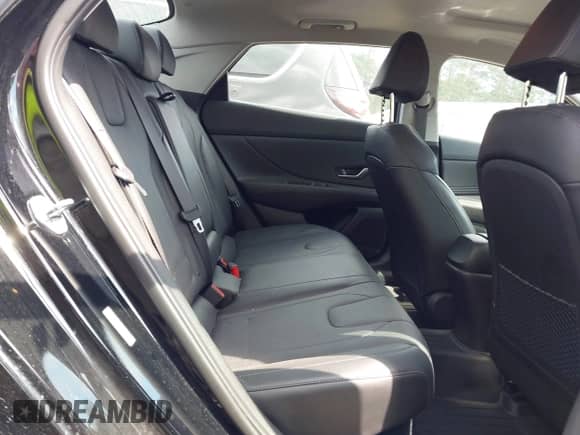 2023 Hyundai Elantra Limited с VIN KMHLN4AJ6PU076415, выставлен на аукционе IAAI как лот 43243187 с пробегом 49 547 миль миль и . История ставок и продаж доступна на DreamBid. Изображение 8.