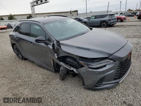 ✅ 2024 Lexus RX 500h F Sport Performance • VIN: 2T2BCMEA2RC018734 • Лот: 65776915. Опубликован ранее на Copart с пробегом 9 354 миль. Бесплатный доступ к архиву аукционных продаж из США и подробный отчёт об истории автомобиля на DreamBid. Изображение 4.