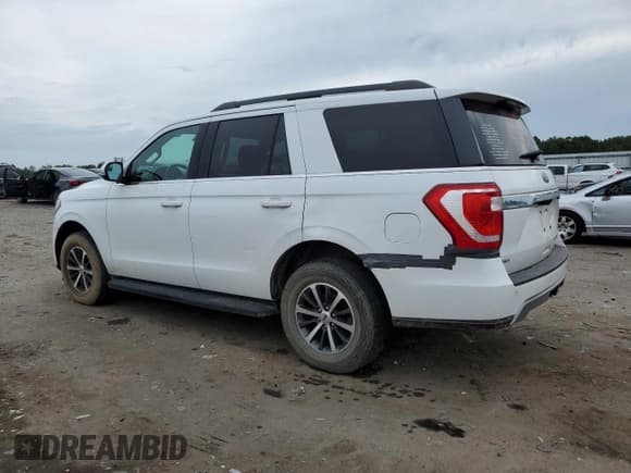 ✅ 2019 Ford Expedition XLT • VIN: 1FMJU1JT5KEA37263 • Lot: 80836755. Listed on Copart with 154,112 mi. Free auction sales archive from the USA and detailed vehicle history report at DreamBid. Image 2.