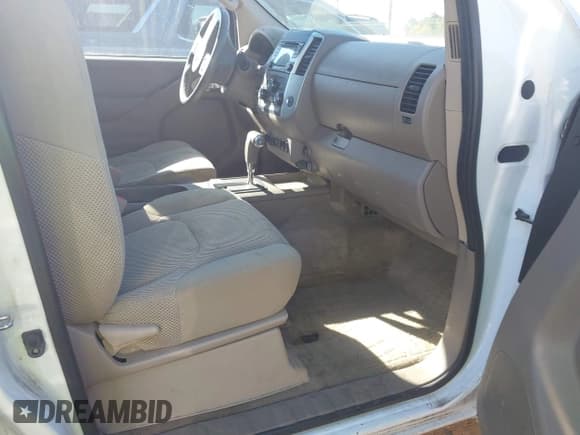 ✅ 2017 Nissan Frontier SV • VIN: 1N6AD0EV4HN705375 • Lot: 43431231. Wystawiony na IAAI z przebiegiem 109 355 mil. Bezpłatny archiwum sprzedaży aukcyjnych z USA i szczegółowy raport historii pojazdu na DreamBid. Zdjęcie 5.