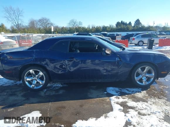 ✅ 2013 Dodge Challenger Rallye Redline • VIN: 2C3CDYAG0DH642154 • Lot: 41352211. Wystawiony na IAAI z przebiegiem 121 569 mil. Bezpłatny archiwum sprzedaży aukcyjnych z USA i szczegółowy raport historii pojazdu na DreamBid. Zdjęcie 14.