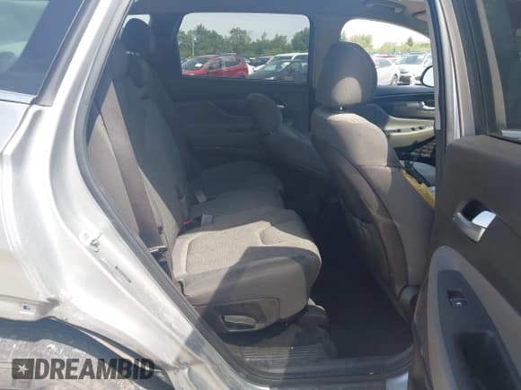 ✅ 2020 Hyundai Santa Fe SEL • VIN: 5NMS33AD8LH216623 • Lot: 42966018. Wystawiony na IAAI z przebiegiem 60 741 mil. Bezpłatny archiwum sprzedaży aukcyjnych z USA i szczegółowy raport historii pojazdu na DreamBid. Zdjęcie 8.