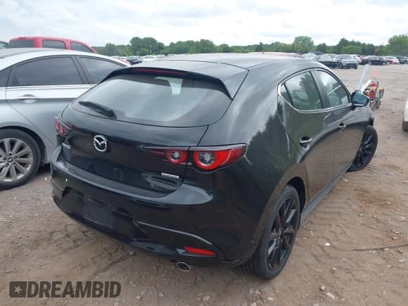 ✅ 2025 Mazda 3 S Select Sport • VIN: JM1BPAKM5S1752607 • Lot: 42871850. Listed on IAAI with 24,286 mi. Free auction sales archive from the USA and detailed vehicle history report at DreamBid. Image 4.