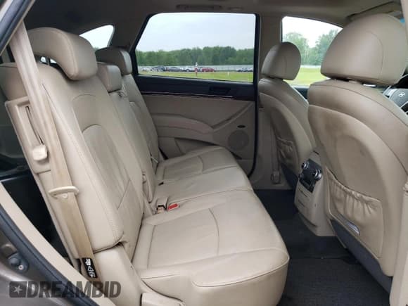 ✅ 2008 Hyundai Veracruz GLS • VIN: KM8NU13C08U074587 • Lot: 61479775. Listed on Copart with 198,166 mi. Free auction sales archive from the USA and detailed vehicle history report at DreamBid. Image 11.