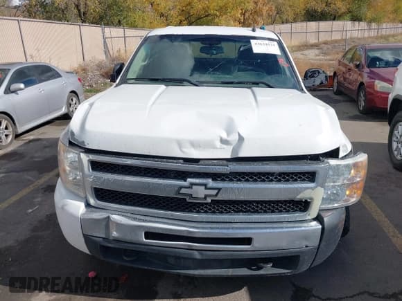 ✅ 2011 Chevrolet Silverado 1500 LT • VIN: 3GCPKSEA5BG195646 • Lot: 43634531. Wystawiony na IAAI z przebiegiem 370 199 mil. Bezpłatny archiwum sprzedaży aukcyjnych z USA i szczegółowy raport historii pojazdu na DreamBid. Zdjęcie 12.