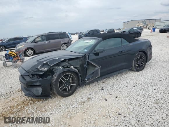 ✅ 2019 Ford Mustang EcoBoost Premium • VIN: 1FATP8UH5K5115647 • Лот: 87118525. Опубликован ранее на Copart с пробегом 56 306 миль. Бесплатный доступ к архиву аукционных продаж из США и подробный отчёт об истории автомобиля на DreamBid. Изображение 1.
