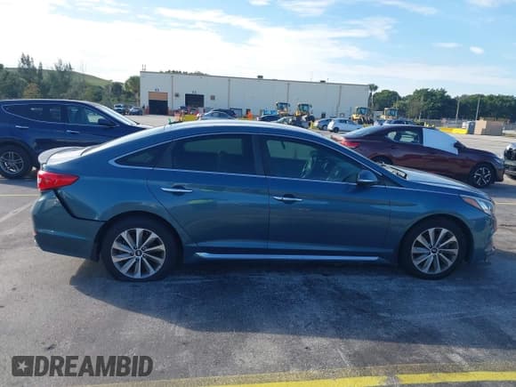 ✅ 2015 Hyundai Sonata Limited • VIN: 5NPE34AF7FH179687 • Лот: 43652809. Опубликован ранее на IAAI с пробегом 124 947 миль. Бесплатный доступ к архиву аукционных продаж из США и подробный отчёт об истории автомобиля на DreamBid. Изображение 13.