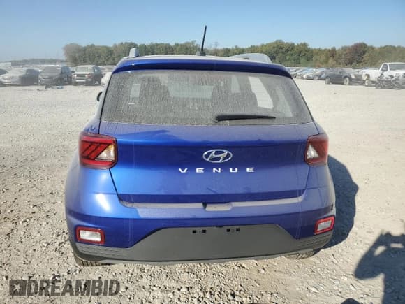 ✅ 2024 Hyundai Venue SEL • VIN: KMHRC8A31RU339308 • Lot: 76537814. Listed on Copart with 156 mi. Free auction sales archive from the USA and detailed vehicle history report at DreamBid. Image 6.