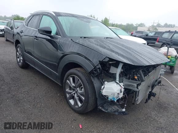 ✅ 2024 Mazda CX-30 S Preferred • VIN: 3MVDMBCM6RM604225 • Lot: 42498566. Wystawiony na IAAI z przebiegiem 14 228 mil. Bezpłatny archiwum sprzedaży aukcyjnych z USA i szczegółowy raport historii pojazdu na DreamBid. Zdjęcie 1.