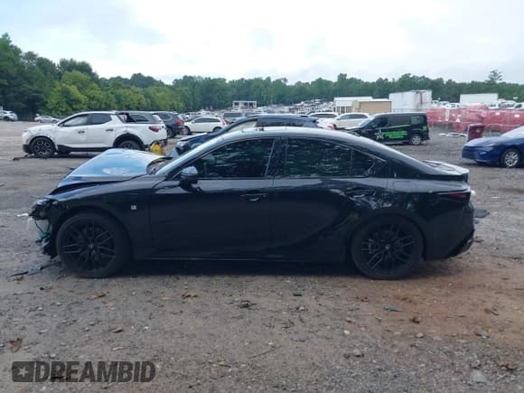 ✅ 2024 Lexus IS 350 F Sport • VIN: JTHGZ1B21R5075832 • Lot: 42846163. Wystawiony na IAAI z przebiegiem 13 852 mil. Bezpłatny archiwum sprzedaży aukcyjnych z USA i szczegółowy raport historii pojazdu na DreamBid. Zdjęcie 15.