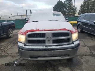 ✅ 2009 Dodge 1500 ST • VIN: 1D3HV16P79J507216 • Lot: 51833585. Wystawiony na Copart z przebiegiem 100 554 mil. Bezpłatny archiwum sprzedaży aukcyjnych z USA i szczegółowy raport historii pojazdu na DreamBid. Zdjęcie 5.