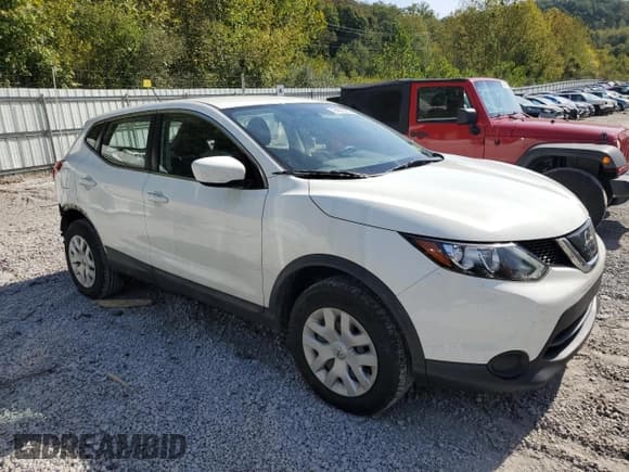 ✅ 2019 Nissan Rogue SV • VIN: JN1BJ1CPXKW239000 • Lot: 84882865. Listed on Copart with 85,856 mi. Free auction sales archive from the USA and detailed vehicle history report at DreamBid. Image 4.