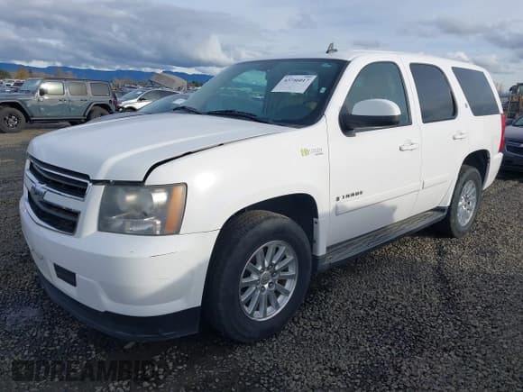 ✅ 2008 Chevrolet Tahoe • VIN: 1GNFK13548R211914 • Lot: 43746017. Listed on IAAI with 145,099 mi. Free auction sales archive from the USA and detailed vehicle history report at DreamBid. Image 2.