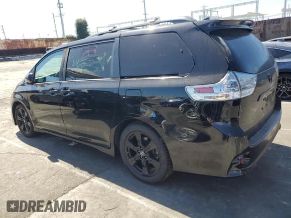 ✅ 2020 Toyota Sienna SE • VIN: 5TDXZ3DC4LS024524 • Lot: 84636225. Listed on Copart with 63,246 mi. Free auction sales archive from the USA and detailed vehicle history report at DreamBid. Image 2.