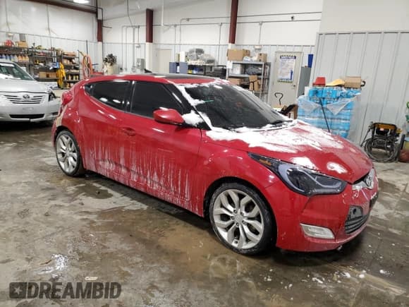 ✅ 2013 Hyundai Veloster w/Black Int • VIN: KMHTC6AD1DU105696 • Lot: 45562345. Listed on Copart with 60,259 mi. Free auction sales archive from the USA and detailed vehicle history report at DreamBid. Image 4.