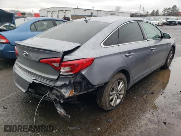 ✅ 2016 Hyundai Sonata SE • VIN: 5NPE24AF0GH320720 • Lot: 36372133. Listed on Copart with 66,487 mi. Free auction sales archive from the USA and detailed vehicle history report at DreamBid. Image 3.