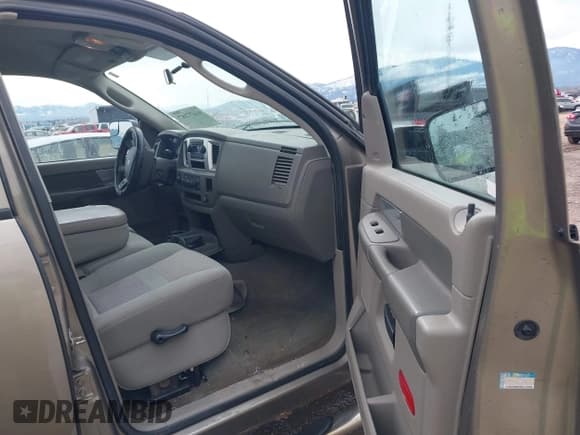 ✅ 2007 Dodge 2500 SLT • VIN: 3D7KS28D67G832959 • Lot: 41677187. Listed on IAAI with 174,570 mi. Free auction sales archive from the USA and detailed vehicle history report at DreamBid. Image 5.