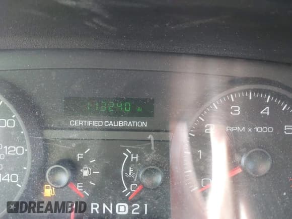 ✅ 2008 Ford Police Interceptor • VIN: 2FAHP71V98X162973 • Lot: 40736375. Listed on IAAI with 113,240 mi. Free auction sales archive from the USA and detailed vehicle history report at DreamBid. Image 15.