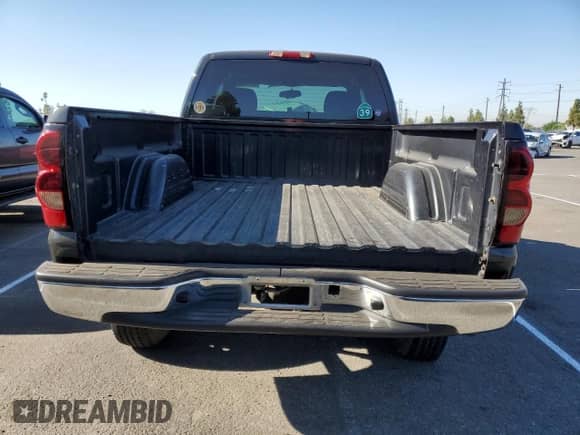 ✅ 2004 Chevrolet Silverado 1500 Work Truck • VIN: 1GCEC19X64Z242778 • Lot: 65235084. Wystawiony na Copart z przebiegiem 254 783 mil mil. Skorzystaj z bezpłatnego archiwum sprzedaży aukcyjnych z USA i zobacz szczegółowy raport historii pojazdu na DreamBid. Zdjęcie 6.