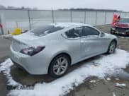 ✅ 2010 Hyundai Genesis Coupe Track • VIN: KMHHU6KH1AU015707 • Lot: 43829214. Listed on IAAI with 210,490 mi. Free auction sales archive from the USA and detailed vehicle history report at DreamBid. Image 4.