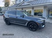 ✅ 2019 BMW X7 xDrive40i • VIN: 5UXCW2C55KLB44273 • Lot: 93519415. Wystawiony na Copart z przebiegiem 135 766 mil. Bezpłatny archiwum sprzedaży aukcyjnych z USA i szczegółowy raport historii pojazdu na DreamBid. Zdjęcie 1.