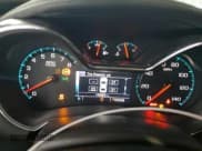 ✅ 2017 Chevrolet Impala LT • VIN: 1G1105S35HU187225 • Лот: 72683574. Опубликован ранее на Copart с пробегом 140 803 миль. Бесплатный доступ к архиву аукционных продаж из США и подробный отчёт об истории автомобиля на DreamBid. Изображение 9.